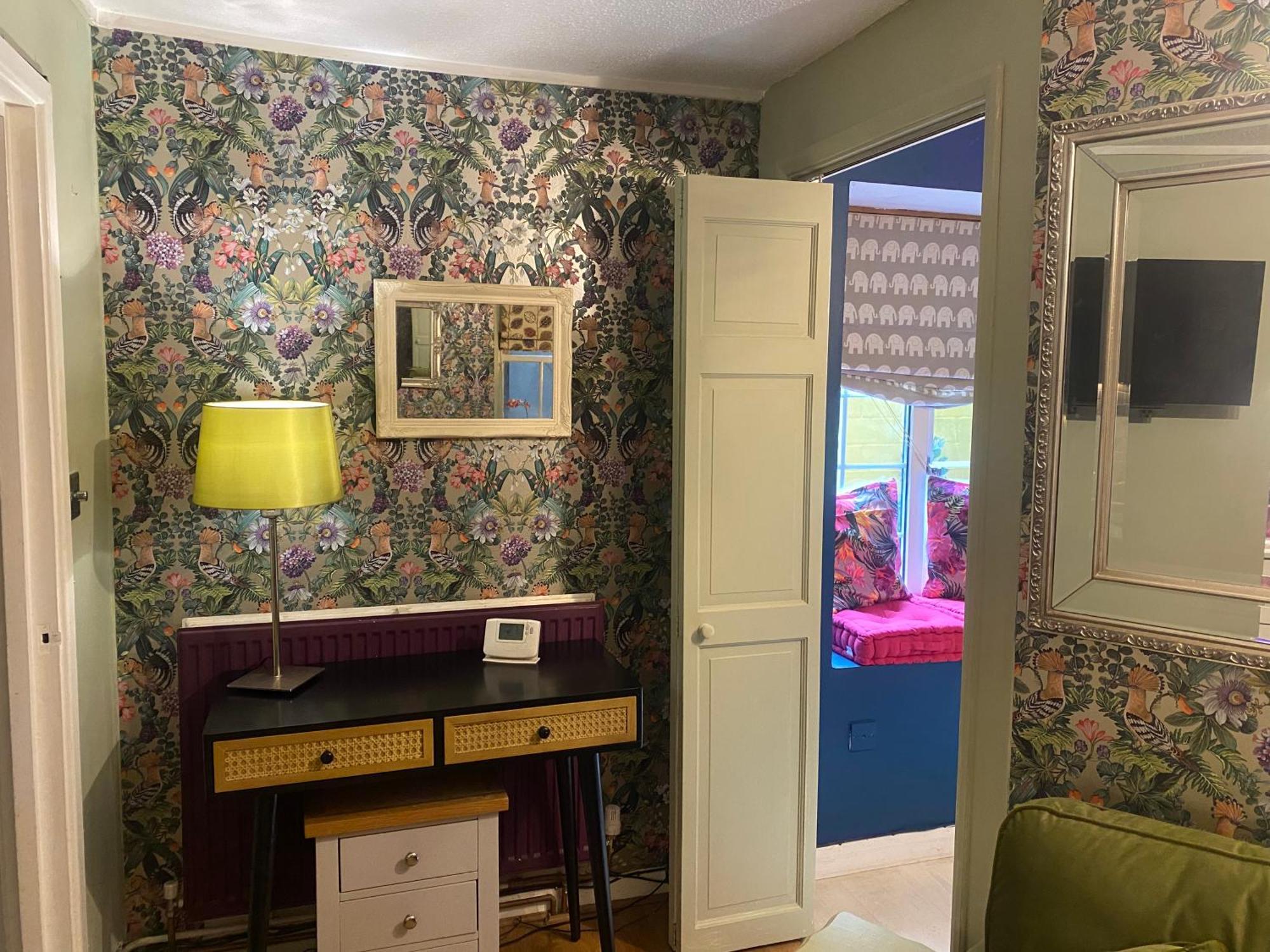 Quiet Lower Floor 2 Bed City Apartment With Private Patio Garden Bath Exteriér fotografie